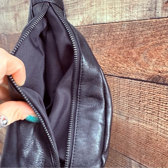 Spikes & Sparrow Leather Shoulder Bag - Harli - Black - Picture 9 of 14